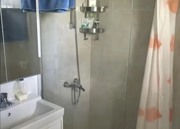 With Stunning Views 아파트 *